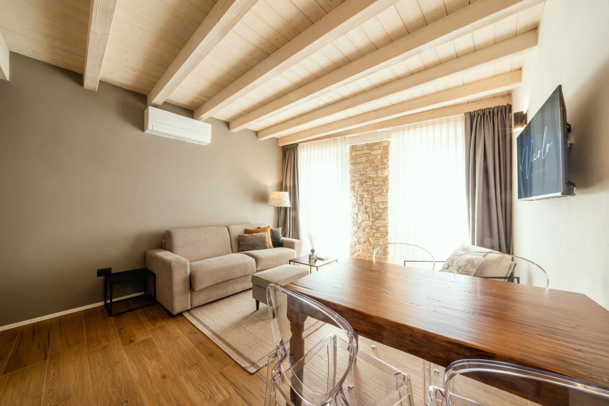 Il Vicolo Suite Apartments - Il Corso Tignale Exterior photo